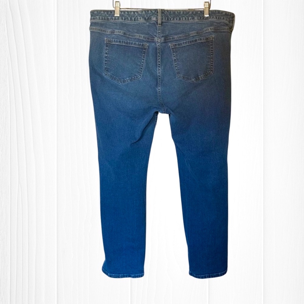 TORRID Perfect Boyfriend Vintage Stretch Mid-Rise Jeans - Picture 10 of 16